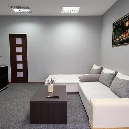 Cd Apartments Large 120 M Ventspils Bagian luar foto
